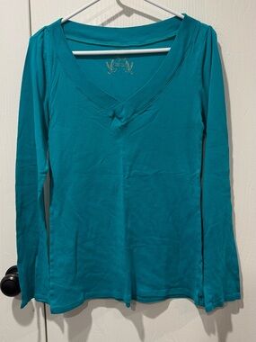 Old Navy Teal Long-Sleeve V-Neck Tee